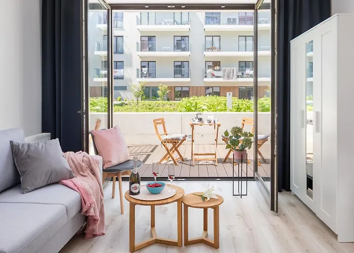 Rent Like Home - River City Apartments